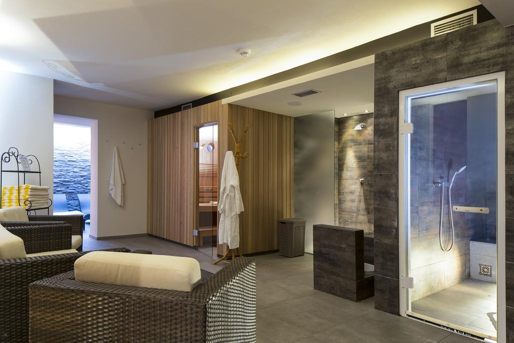 Hotel Krondlhof Bruneck Buitenkant foto